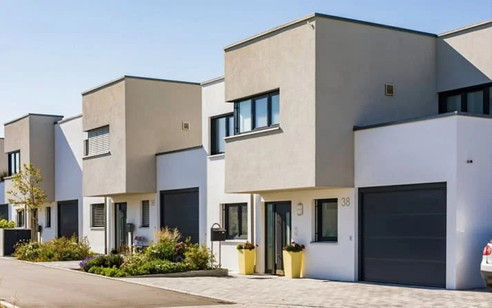 Factors Influencing Returns in Islamabad